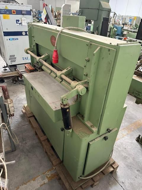 4SS802201-Caselli-Group-VENEER-CUTTING-MACHINE-100-MM (4).jpeg